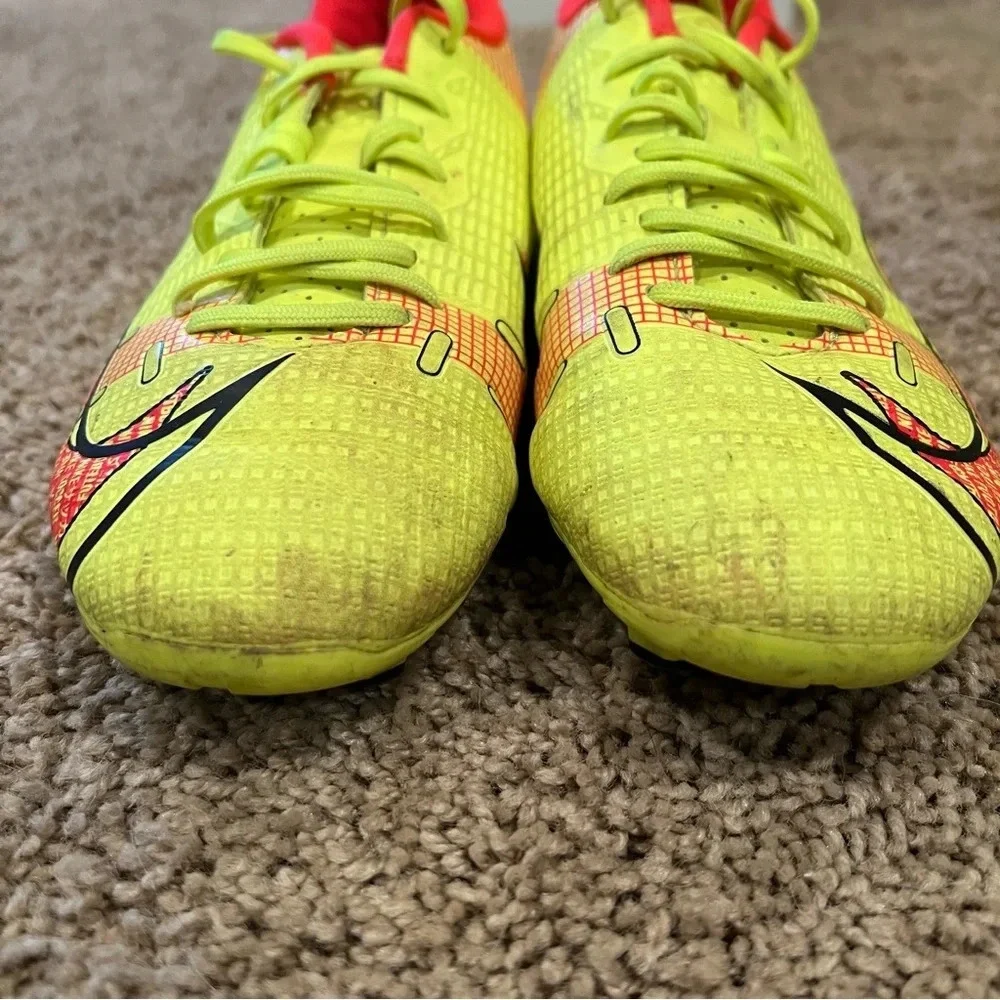 Nike Jr. Mercurial Vapor 14 Academy FG/MG, Size 3.5Y